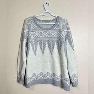 Bass Size L Gray and Cream Geometric Sweater